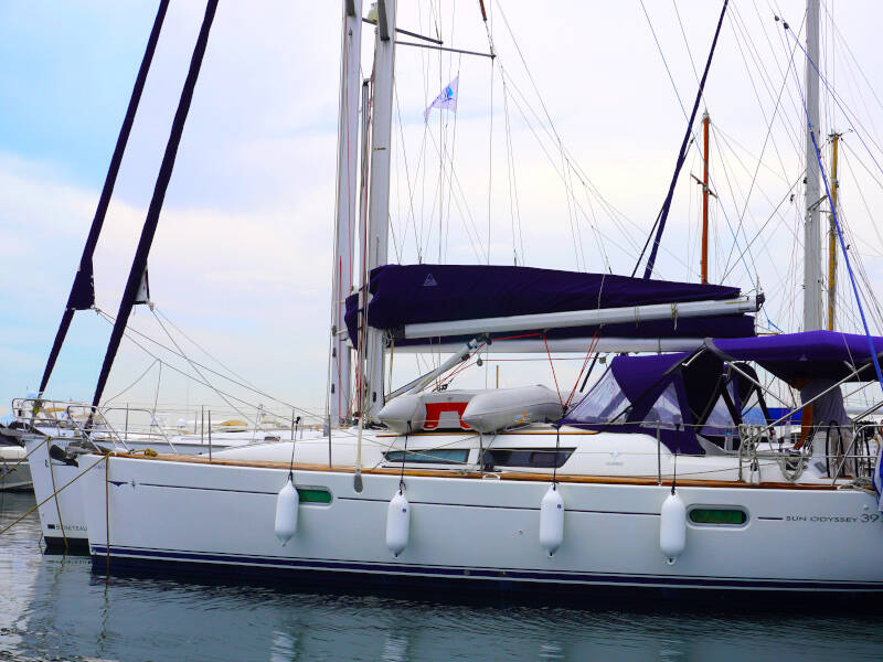 Sun Odyssey 39i Bookie Too