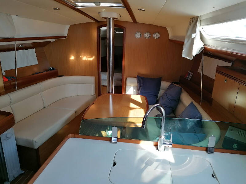 Sun Odyssey 39i Xenia