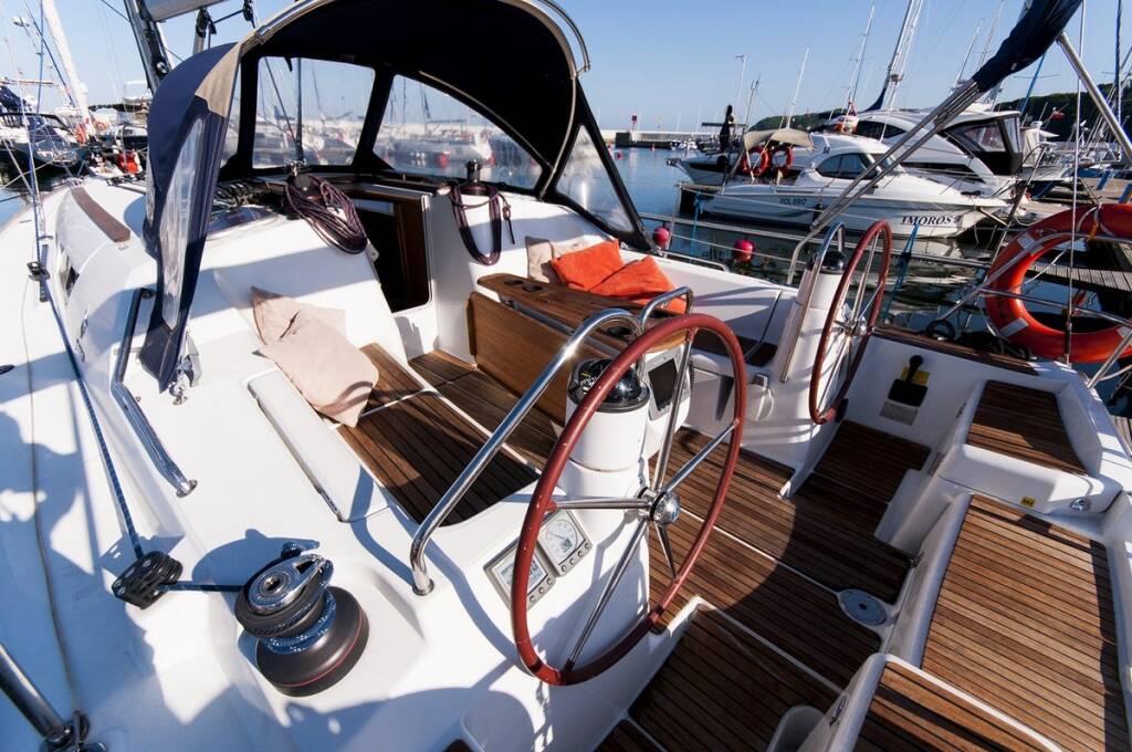 Sun Odyssey 39i Juna