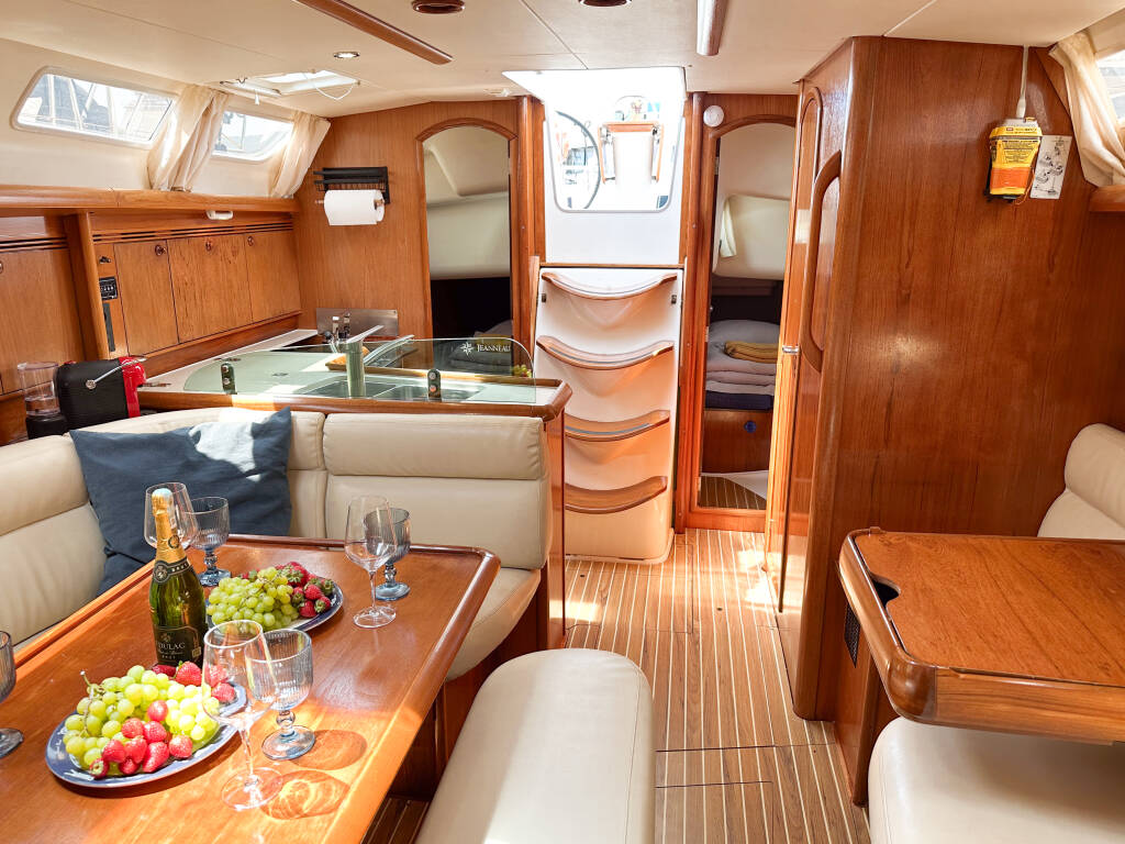 Sun Odyssey 40.3 Azure