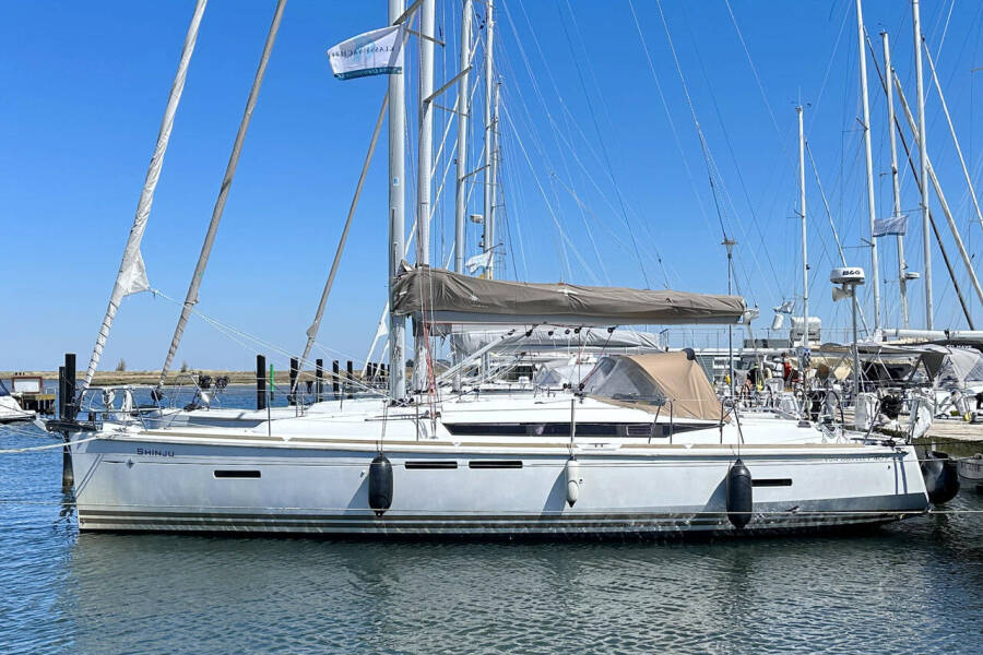 Sun Odyssey 409 • Shinju