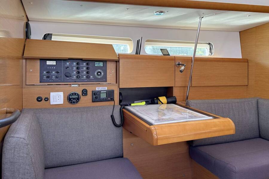 Sun Odyssey 409 Veterano