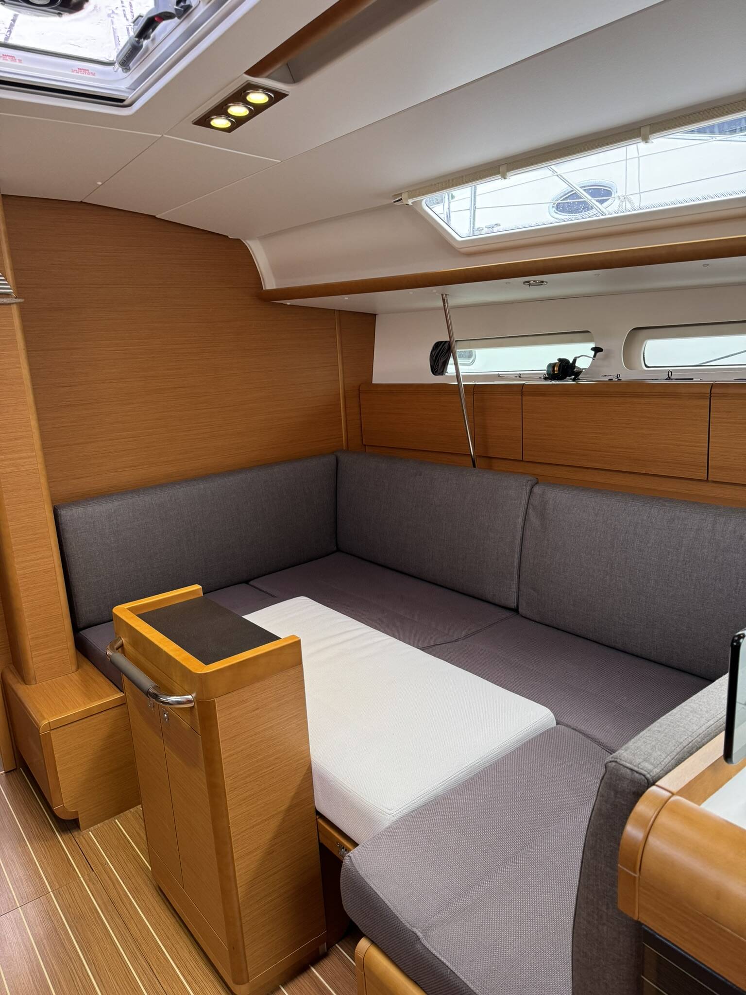 Sun Odyssey 409 ZikkZakk