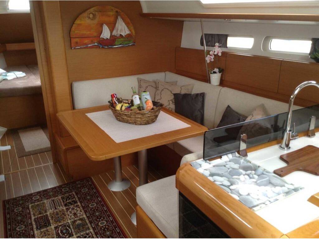 Sun Odyssey 409 