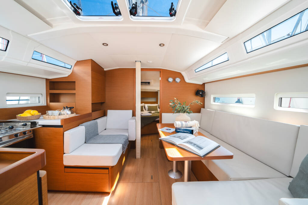 Sun Odyssey 410 LAERTES
