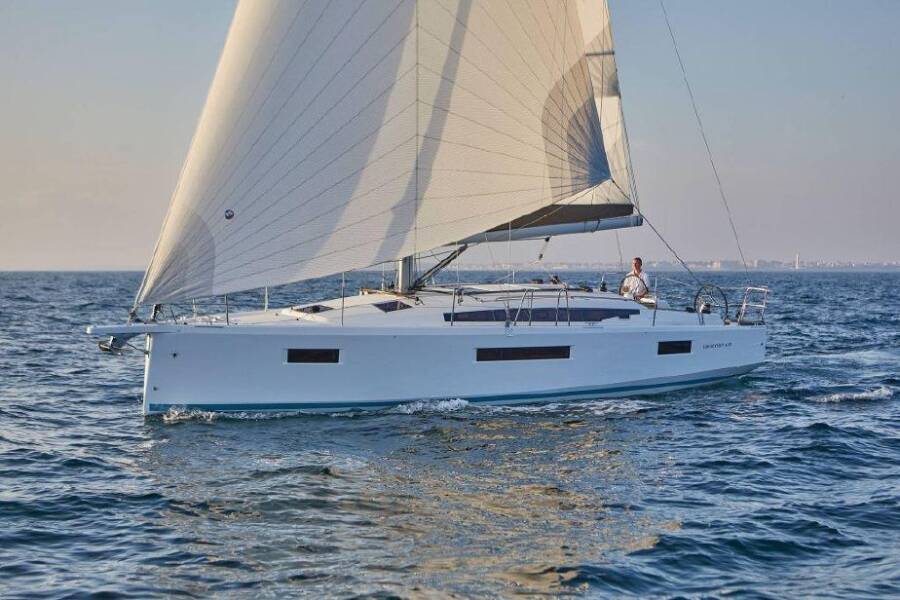 Sun Odyssey 410 • Nami