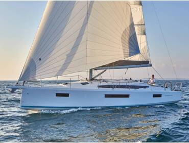 Sun Odyssey 410 • OLIVER new 2025 (air condition, solar panels)
