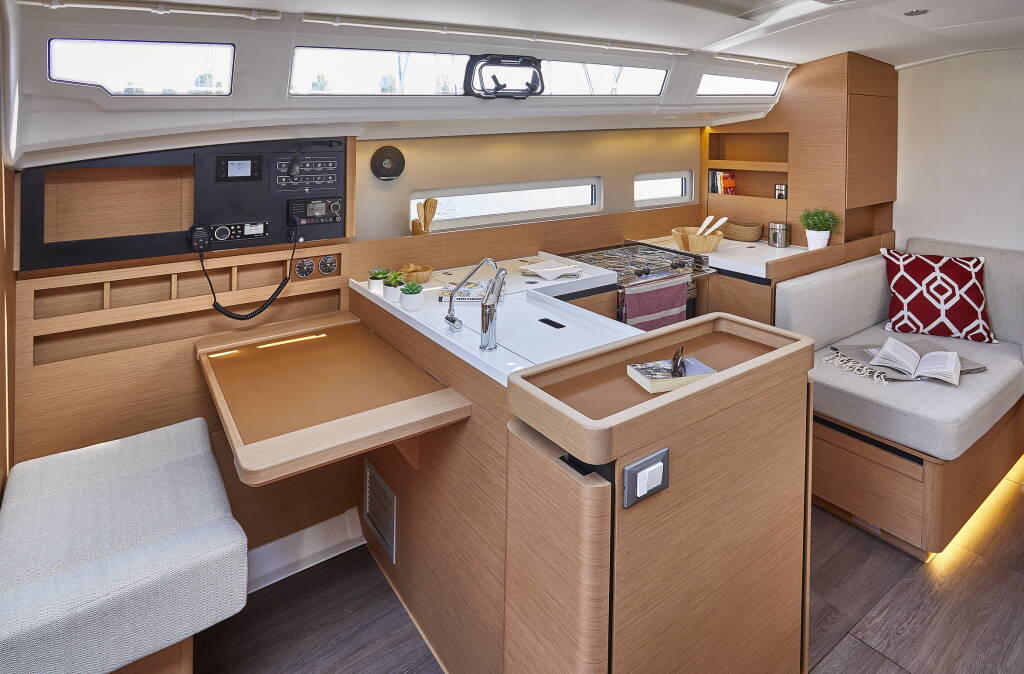 Sun Odyssey 410 Magic Moments