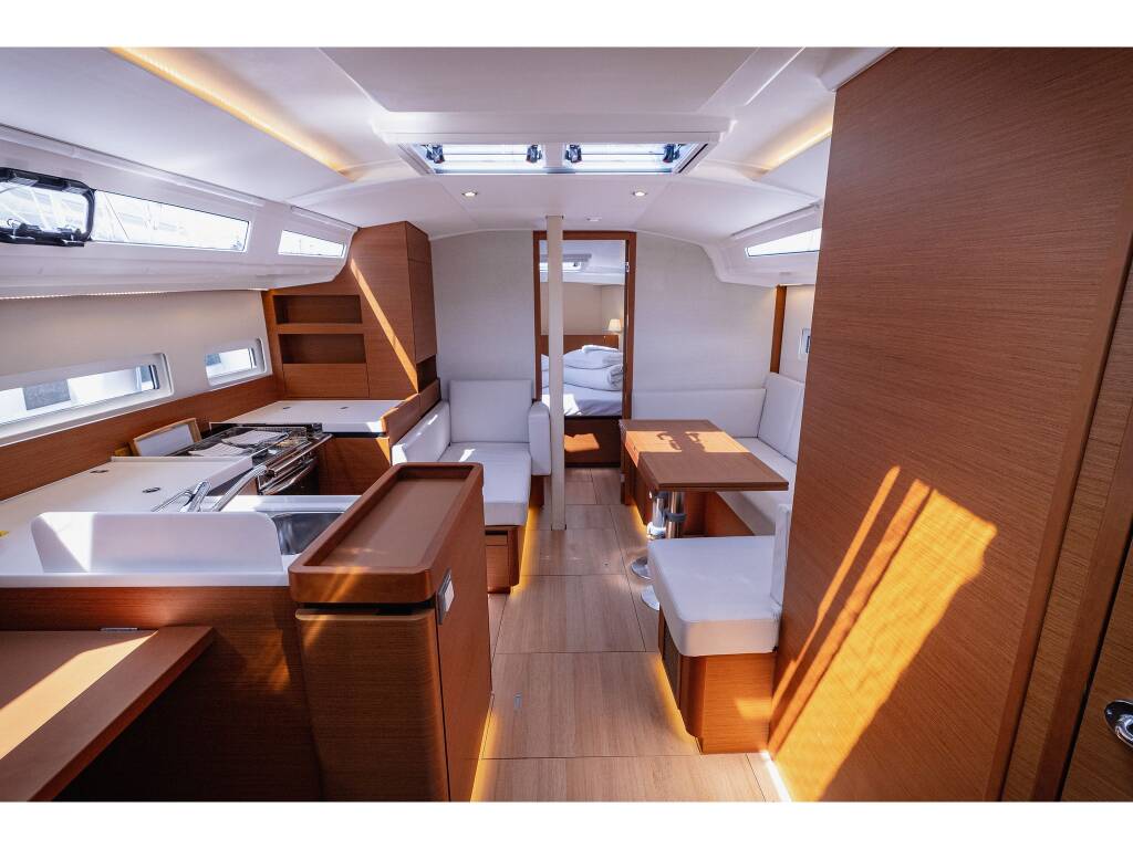 Sun Odyssey 410 Purr