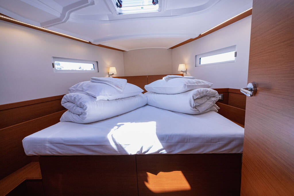 Sun Odyssey 410 Purr