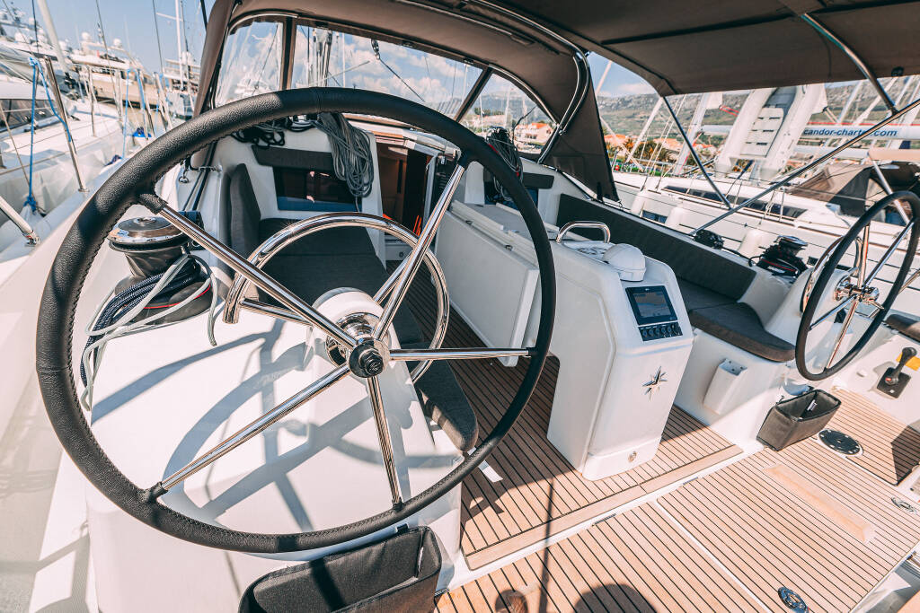 Sun Odyssey 410 Purr