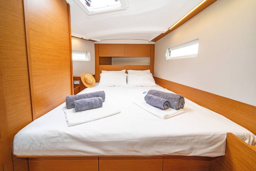 Sun Odyssey 410 Aella