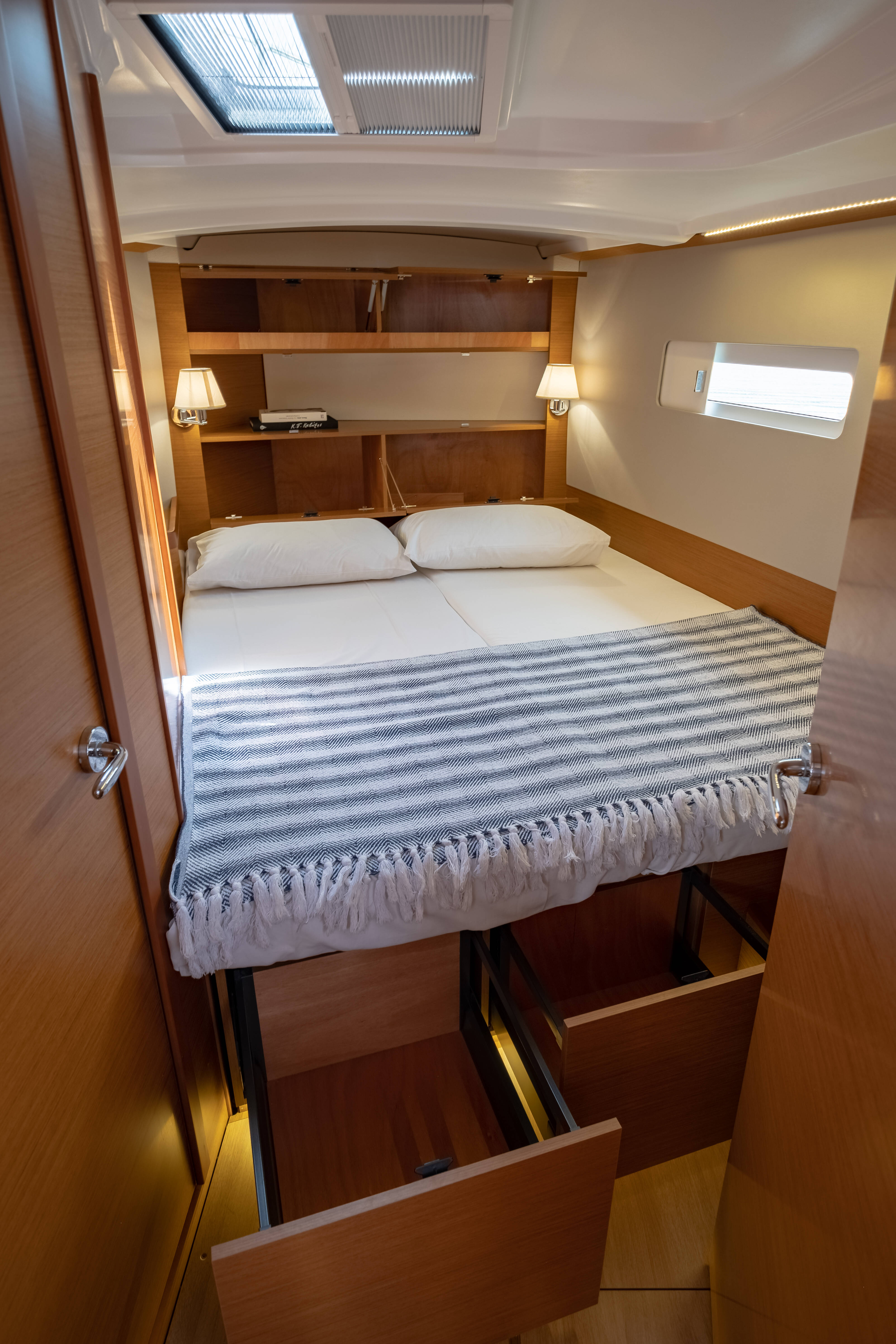 Sun Odyssey 410 Elcano