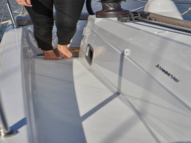 Sun Odyssey 410 Locean