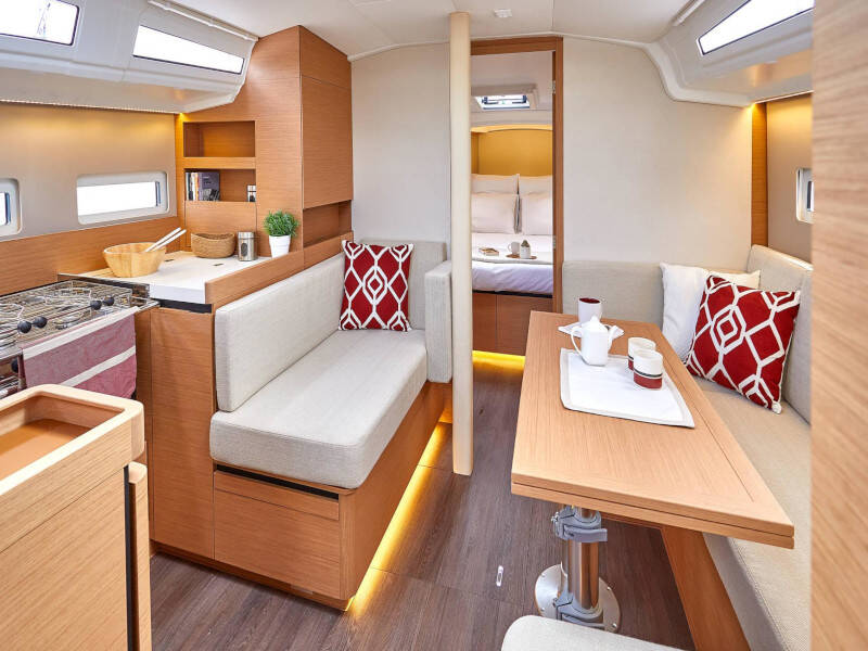 Sun Odyssey 410 Locean