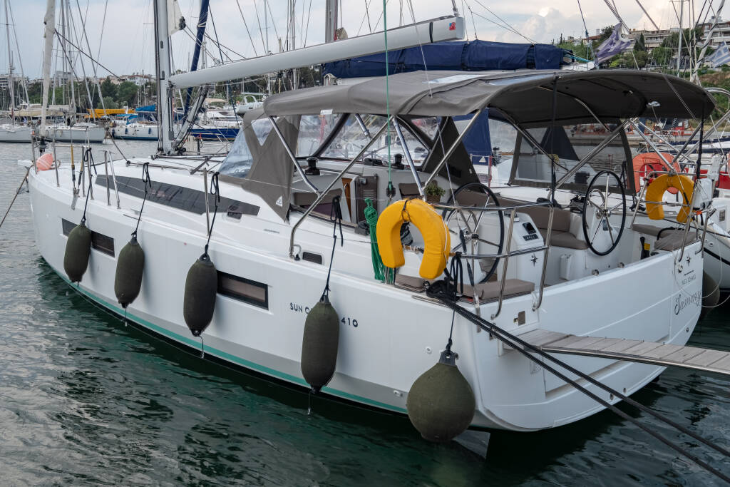 Sun Odyssey 410 Sammy