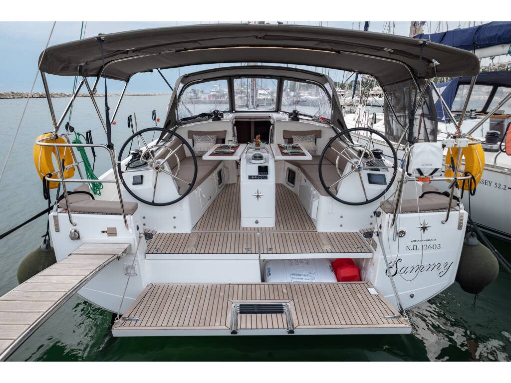 Sun Odyssey 410 • Sammy
