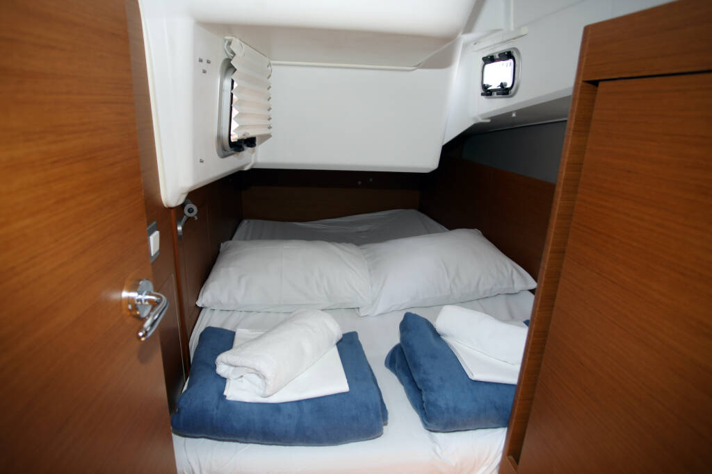 Sun Odyssey 410 Deba