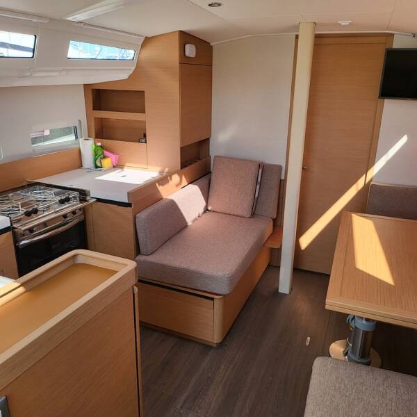 Sun Odyssey 410 Freya