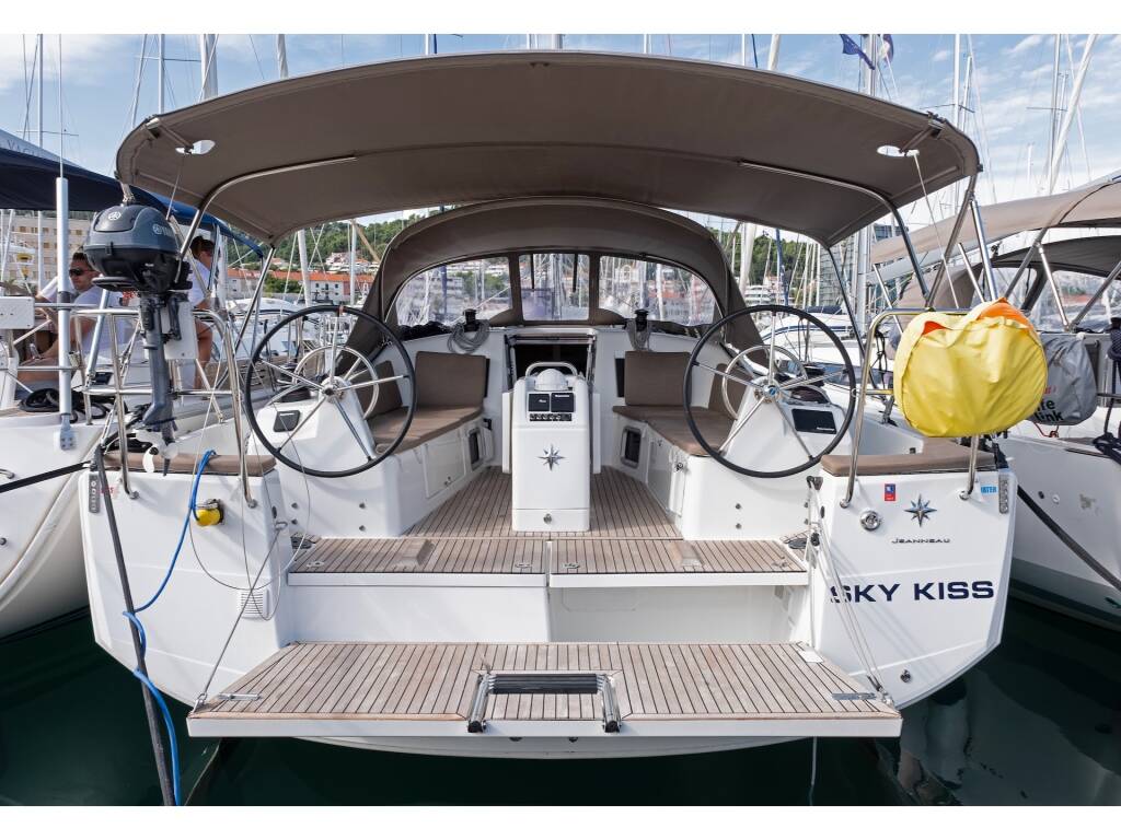 Sun Odyssey 410 Sky Kiss