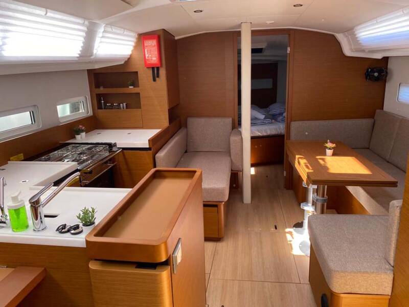 Sun Odyssey 410 Marelli