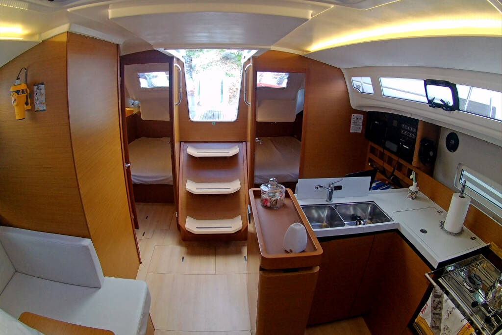 Sun Odyssey 410 Evelina