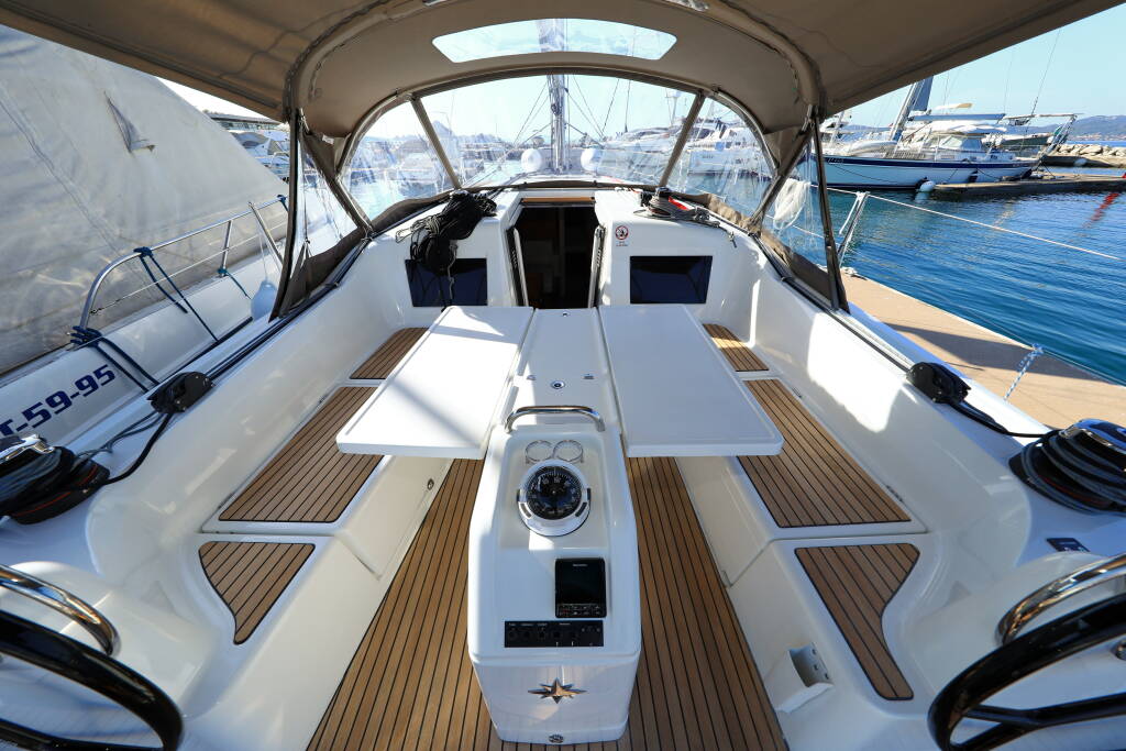 Sun Odyssey 410 Vague