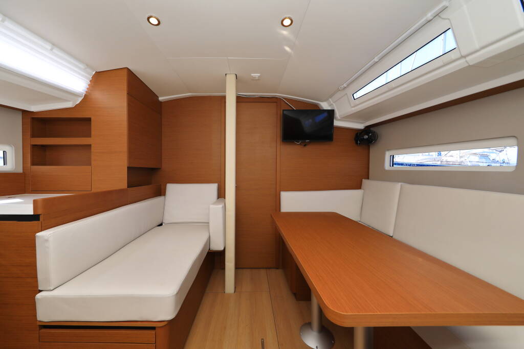 Sun Odyssey 410 Vague