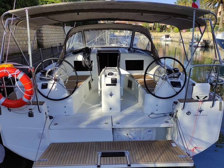 Sun Odyssey 410 • Camilleri