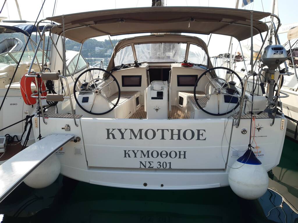 Sun Odyssey 410 Kymothoe