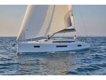 Sun Odyssey 410 • LUCIA