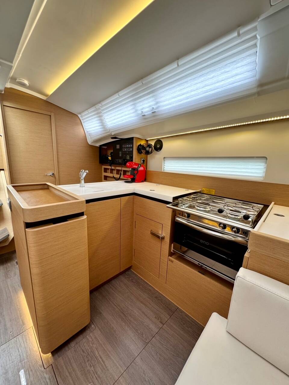 Sun Odyssey 410 LUCIA