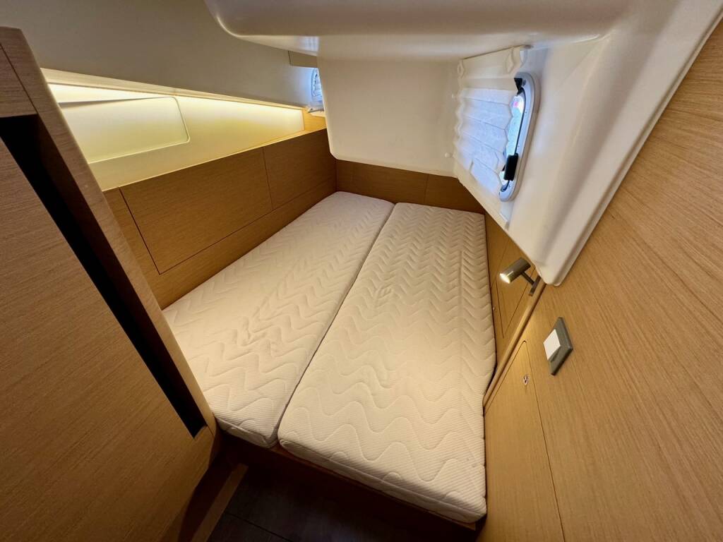 Sun Odyssey 410 LUCIA