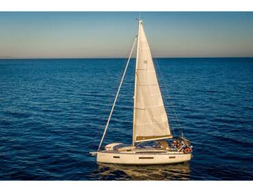 Sun Odyssey 410 • Garfish 