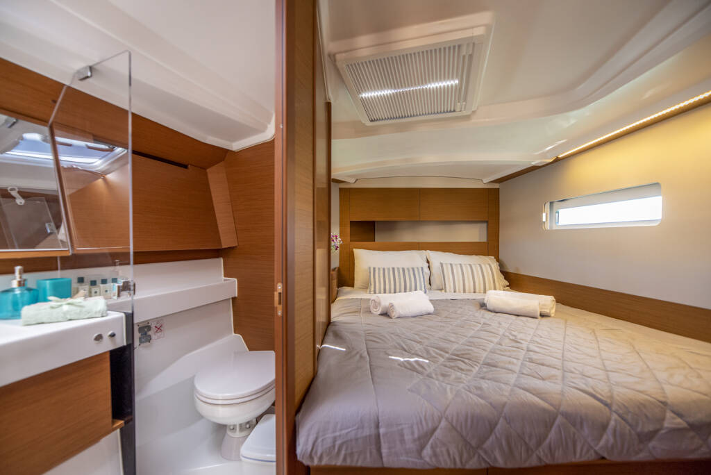 Sun Odyssey 410 Garfish 