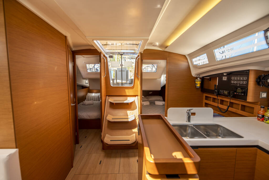 Sun Odyssey 410 Garfish 