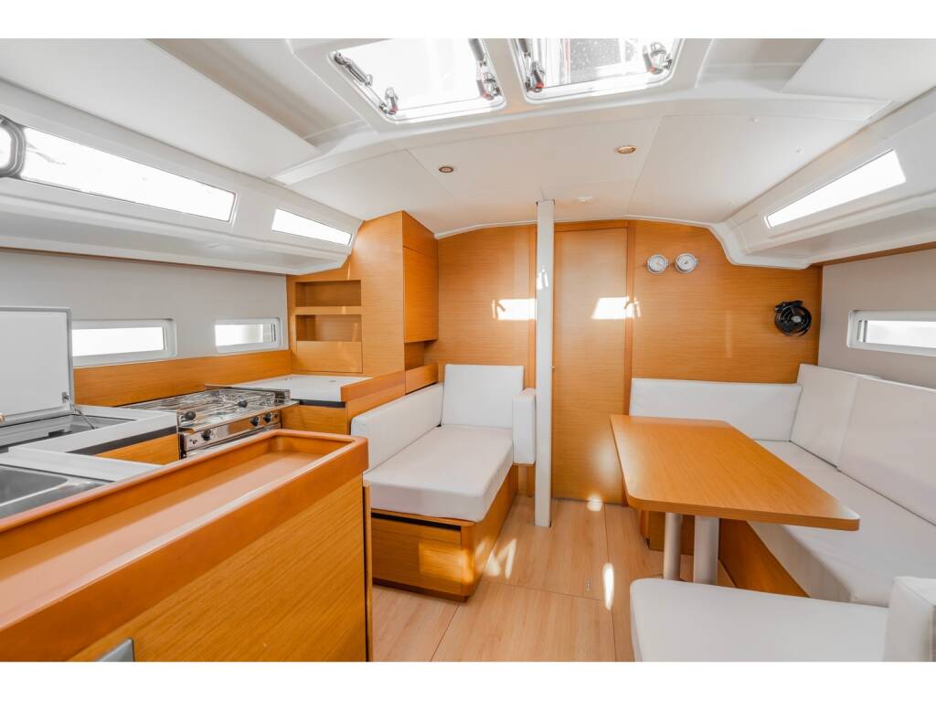 Sun Odyssey 410 ANASSA