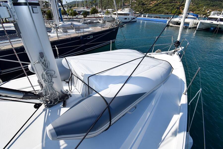 Sun Odyssey 410 Sky Asya