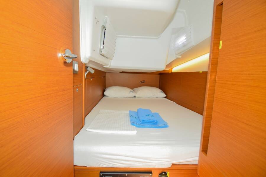 Sun Odyssey 410 Sky Ela