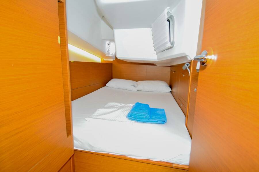 Sun Odyssey 410 Sky Ela