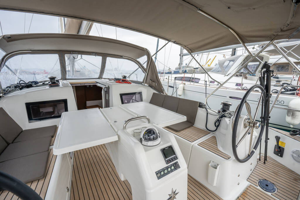 Sun Odyssey 410 DELLA GRAZIA