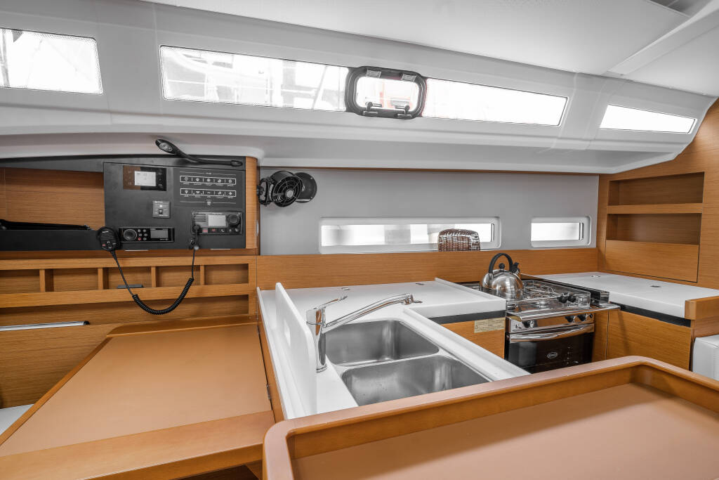 Sun Odyssey 410 DELLA GRAZIA