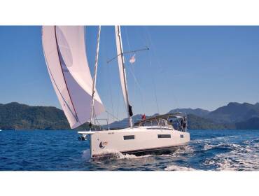 Sun Odyssey 410 • Sail Me