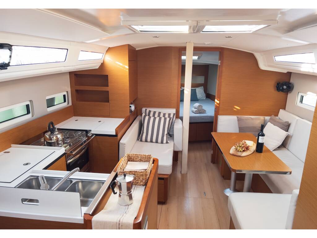 Sun Odyssey 410 Irene