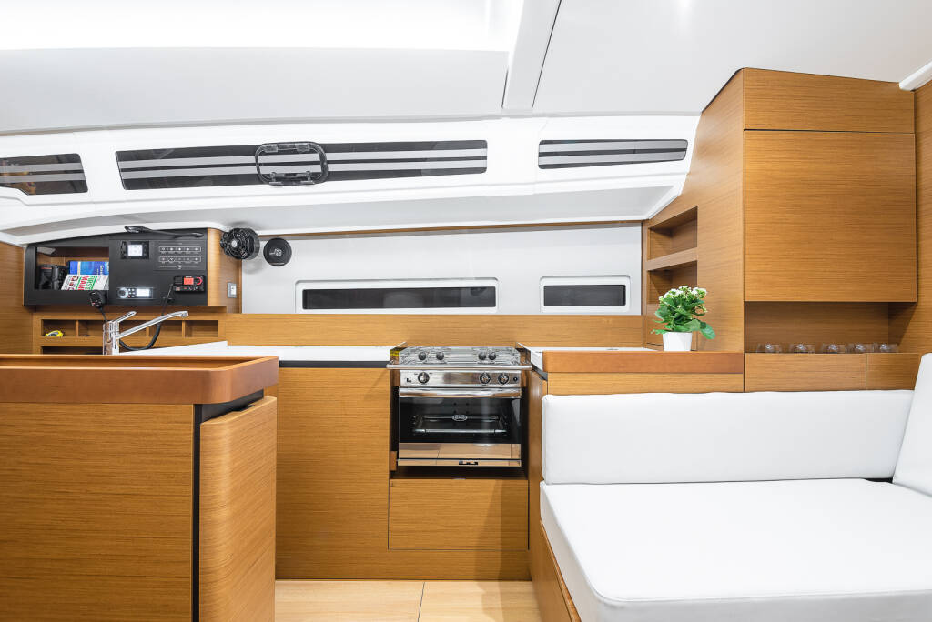 Sun Odyssey 410 Irene