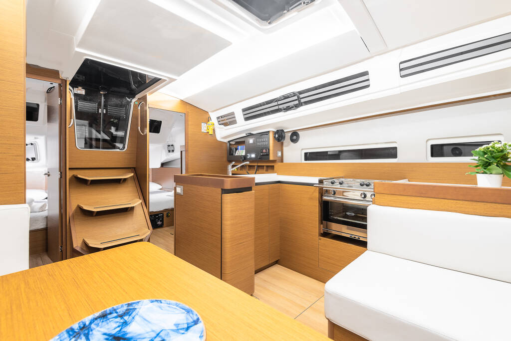 Sun Odyssey 410 Irene