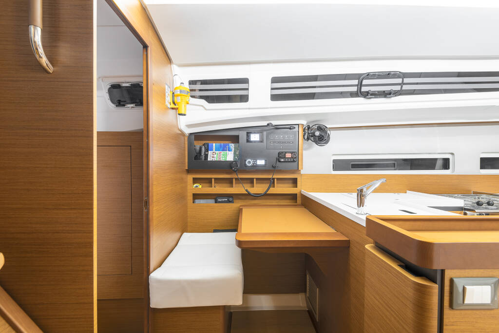 Sun Odyssey 410 Irene