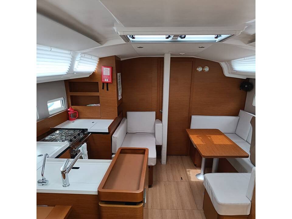 Sun Odyssey 410 Nerea