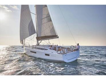 Sun Odyssey 410 • Sky Lina