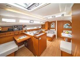 Sun Odyssey 410 Evelina